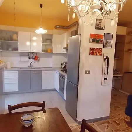 Apartment Easy